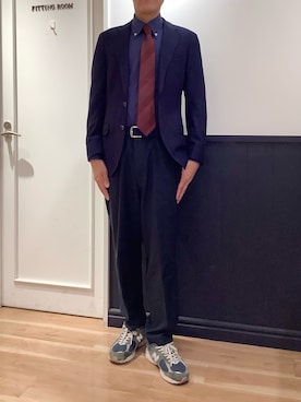 「アイテム（ビジネスシャツ）」を使った、TOKYO SHIRTS 大阪クロスト店さん（メンズ・177cm）の秋コーディネート