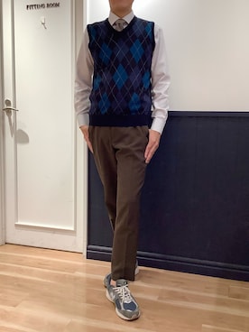 「アイテム（ビジネスシャツ）」を使った、TOKYO SHIRTS 大阪クロスト店さん（メンズ・177cm）の秋コーディネート