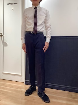 「アイテム（ビジネスシャツ）」を使った、TOKYO SHIRTS 大阪クロスト店さん（メンズ・177cm）の秋コーディネート