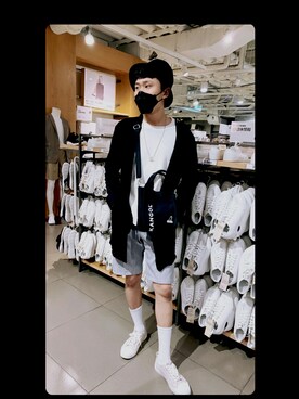 「KANGOL（カンゴール）のアイテム（シューズ）」を使った、고소린さん（メンズ・175cm）の夏コーディネート
