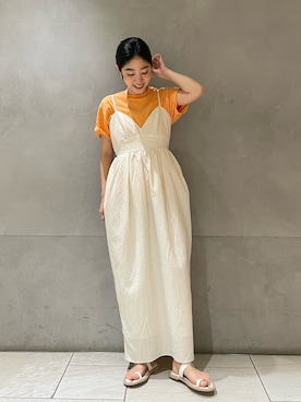 峯村真由さんのコーディネート