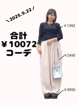 「アイテム（スリッポン）」を使った、ちょしさん（レディース・160cm）の秋コーディネート