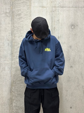 「AVIREX（アヴィレックス）のアイテム（ハンチング/ベレー帽）」を使った、クマキリコウタさん（メンズ・175cm）の冬コーディネート