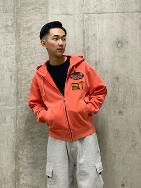「AVIREX（アヴィレックス）のアイテム（スウェットパンツ）」を使った、クマキリコウタさん（メンズ・175cm）の冬コーディネート