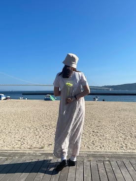 「海」｜「アイテム（バレエシューズ）」を使った、윤 (ユン)さん（レディース・154cm）の春コーディネート