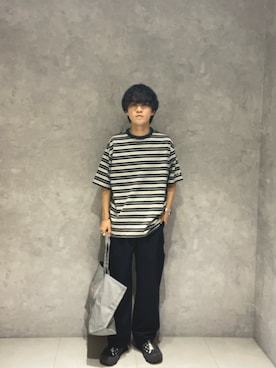 「URBAN RESEARCH DOORS（アーバンリサーチドアーズ）の『別注』CHAMPION×DOORS　BORDER T-SHIRTS（Tシャツ/カットソー、ブルー系）」を使った、Yuichiroさん（メンズ・171cm）の夏コーディネート