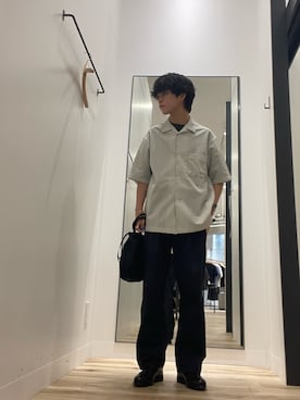 「URBAN RESEARCH DOORS（アーバンリサーチドアーズ）の『イージーケア/速乾/UVカット』クイックドライ オープンカラー ショートスリーブ シャツ（シャツ/ブラウス、ホワイト系）」を使った、Yuichiroさん（メンズ・171cm）の春コーディネート