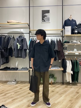 「URBAN RESEARCH DOORS（アーバンリサーチドアーズ）のVANS　AUTHENTIC（スニーカー、パープル系）」を使った、Yuichiroさん（メンズ・171cm）の夏コーディネート