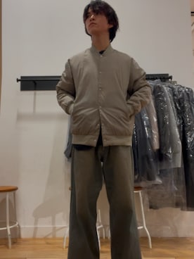 「Gramicci（グラミチ）の『別注』Gramicci×TAION　REVERSIBLE DOWN JACKET（ダウンジャケット/コート、グレー系）」を使った、Yuichiroさん（メンズ・171cm）の冬コーディネート