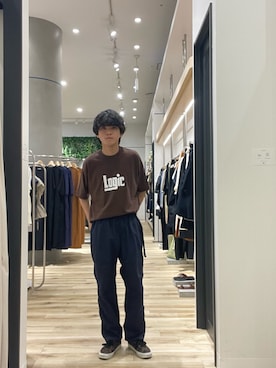 「URBAN RESEARCH（アーバンリサーチ）のLOGIC ONE LOGO T-SHIRTS（Tシャツ/カットソー、ブラウン系）」を使った、Yuichiroさん（メンズ・171cm）の夏コーディネート