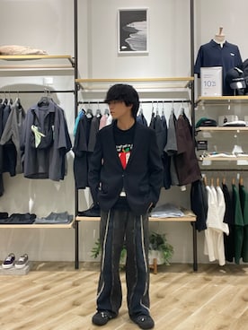 「URBAN RESEARCH DOORS（アーバンリサーチドアーズ）のLIFE STYLE TAILOR　ファブリーズジャケット（テーラードジャケット、ブルー系）」を使った、Yuichiroさん（メンズ・171cm）の夏コーディネート