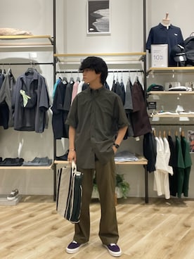 「URBAN RESEARCH DOORS（アーバンリサーチドアーズ）のVANS　AUTHENTIC（スニーカー、パープル系）」を使った、Yuichiroさん（メンズ・171cm）の夏コーディネート
