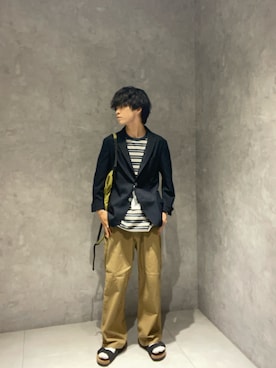 「URBAN RESEARCH DOORS（アーバンリサーチドアーズ）のLIFE STYLE TAILOR　ライトメッシュイージージャケット（テーラードジャケット、ブルー系）」を使った、Yuichiroさん（メンズ・171cm）の夏コーディネート