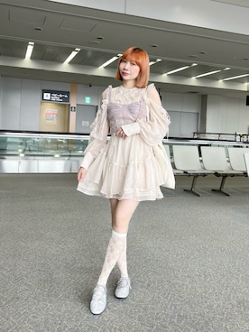 「SNIDEL（スナイデル）のフリルシフォンミニワンピース」を使った、ZLY0924🍒さんのコーディネート