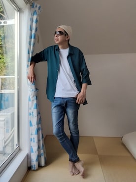 「ワークマンのアイテム（Tシャツ/カットソー、ホワイト系）」を使った、シンプルデニムおじさん👖さん（メンズ・180cm）の春コーディネート