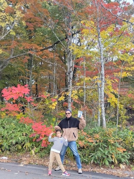 よく食べてよく寝て音楽聴いて時々旅行さん（メンズ・180cm）の秋コーディネート