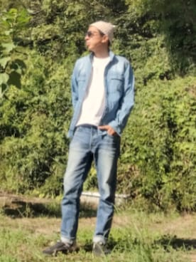 「アイテム（サンダル）」を使った、デニム大好きおじさん夏は白Ｔさん（メンズ・180cm）の秋コーディネート