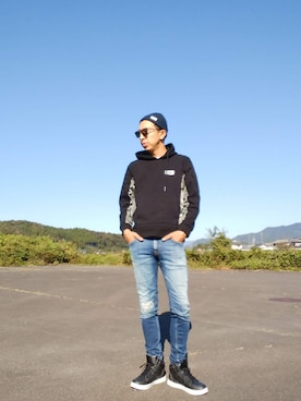 シンプルデニムおじさん👖さん（メンズ・180cm・30代）の秋コーディネート