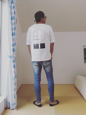「RATTLE TRAP（ラトルトラップ）のアイテム（帽子）」を使った、デニム大好きおじさん夏は白Ｔさん（メンズ・180cm）の春コーディネート