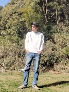 「RATTLE TRAP（ラトルトラップ）のアイテム」を使った、よく食べ寝て音楽聴き旅ほぼデニムさん（メンズ・180cm）の春コーディネート