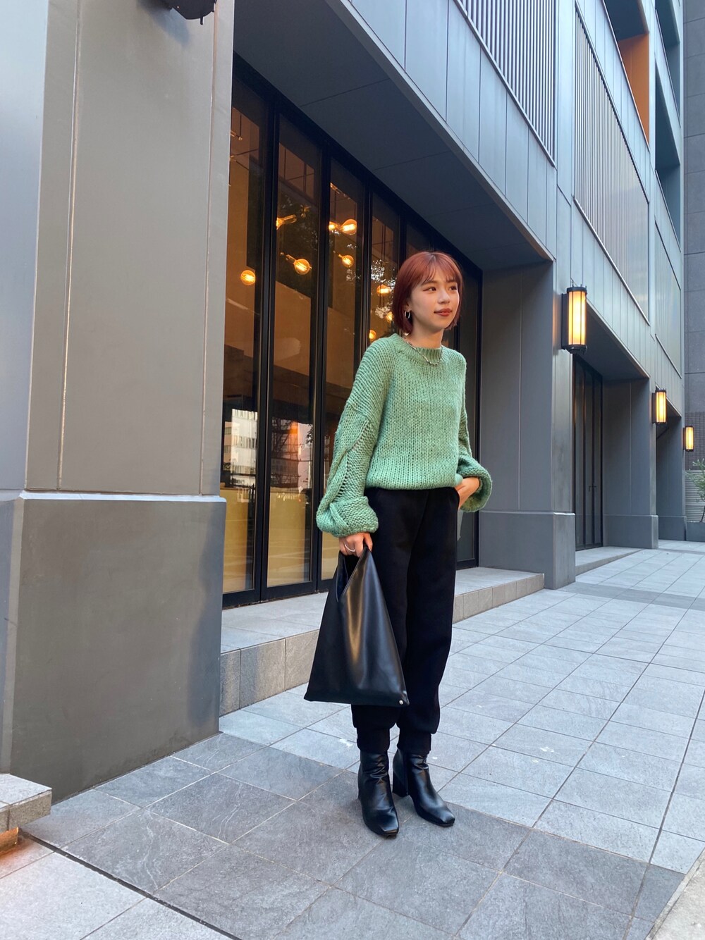 「オトナカジュアル、冬、ラクチンコーデ、大人コーデ、ニットコーデ、カジュアルコーデ、低身長コーデ、ニット、大阪」｜「OSKARのアイテム（ニット/セーター、グリーン系）」を使った、moekaさん（レディース・158cm）の冬コーディネートの1枚目の写真