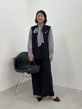 「アイテム（セットアップ、ブラック系）」を使った、matsushita1111さん（レディース・163cm）の秋コーディネート