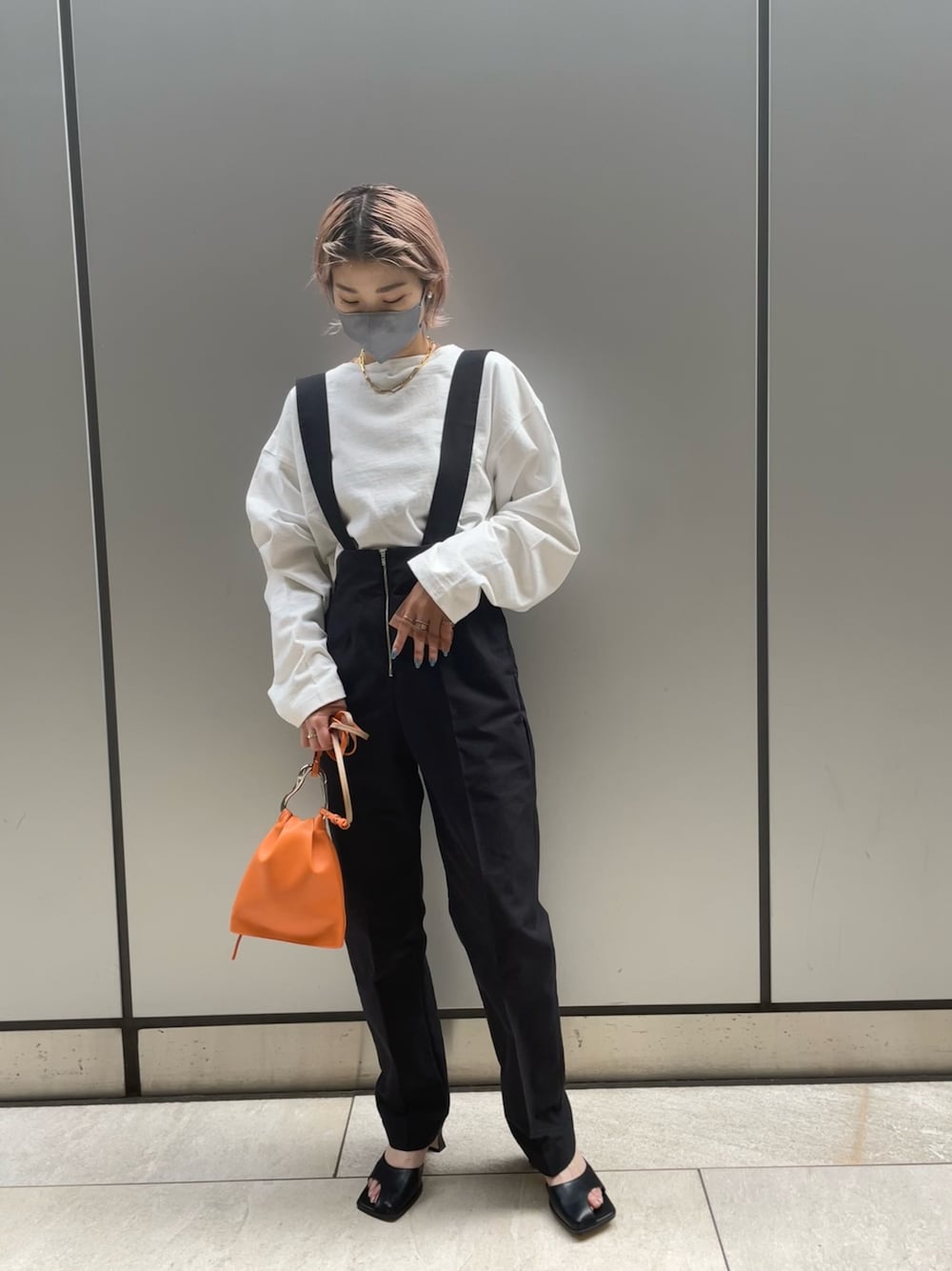 【新品タグ付】LA PEAU DE GEM　ハイウエストデニムパンツ　３８ high waist straight denim pants – LA PEAU DE GEM