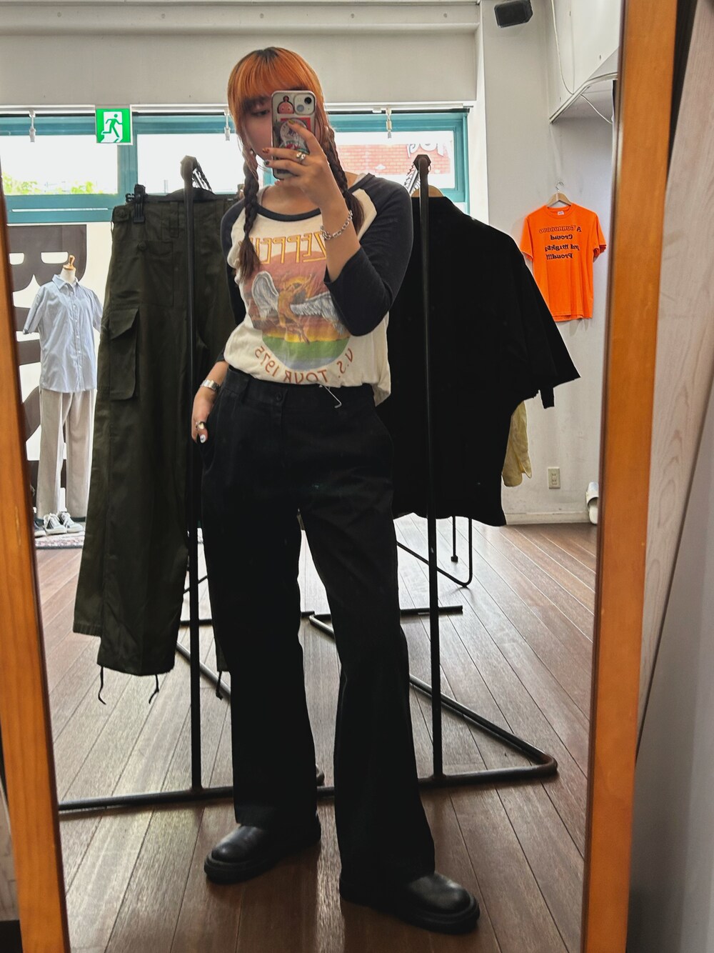 「秋コーデ、古着MIX、古着コーデ、古着屋」｜「DOCKERSのアイテム（その他パンツ、ブラック系）」を使った、miicさん（レディース・159cm）の夏コーディネートの1枚目の写真
