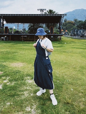 「NEW BALANCE（ニューバランス）のアイテム」を使った、chanhtadaa さん（骨格ウェーブ・レディース・158cm）の春コーディネート