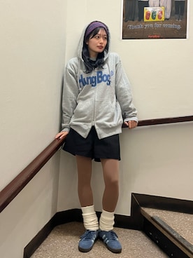 「アイテム（レッグウォーマー）」を使った、ayuriさん（レディース・158cm）の秋コーディネート