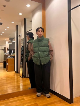 「アイテム（ダウンベスト）」を使った、tkoさん（メンズ・174cm）の秋コーディネート