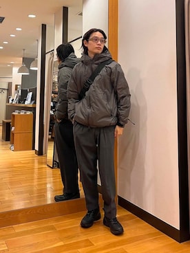 「アイテム（メッセンジャーバッグ）」を使った、tkoさん（メンズ・174cm）の冬コーディネート