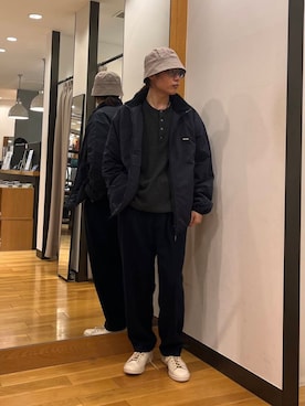 「URBAN RESEARCH（アーバンリサーチ）のアイテム（スラックス）」を使った、tkoさん（メンズ・174cm）の冬コーディネート