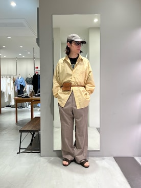 「URBAN RESEARCH（アーバンリサーチ）のDAIWA PIER39　TECH REGULAR COLLAR SHIRT L/S STRIPE（シャツ/ブラウス、イエロー系）」を使った、tko(オッチー)さん（メンズ・174cm）の夏コーディネート