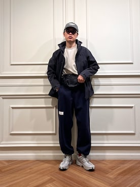 「アイテム（ボディバッグ/ウエストポーチ）」を使った、tkoさん（メンズ・174cm）の秋コーディネート