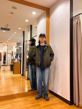 「アイテム（その他アウター、グリーン系）」を使った、tkoさん（メンズ・174cm）の秋コーディネート
