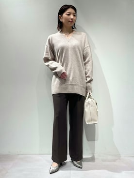 「ウエストゴム」｜「アイテム（アクセサリー）」を使った、KAWAMURAさん（レディース・160cm）の秋コーディネート