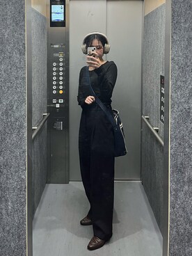 「moussy」｜「アイテム（PC・スマホグッズ/家電）」を使った、yayapikmin さん（レディース・156cm）の秋コーディネート