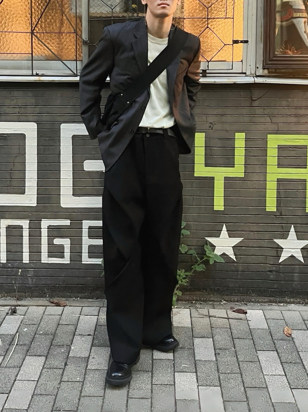「秋服準備はじめました、秋コーデ、お洒落さんとつながりたい、秋のコーデ、メガネ男子、ニット、ootd、淡色コーデ、初秋コーデ、大人コーデ、東京シャツ、stoneisland、70s、韓国ファッション、最近のいい感じコーデ」｜「STONE ISLANDのアイテム（ニット/セーター、グリーン系）」を使った、HAさん（メンズ・181cm）の秋コーディネートの1枚目の写真