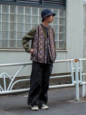 「gloster」｜「アイテム（ブルゾン）」を使った、katsuさん（メンズ・170cm）の春コーディネート