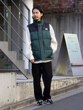 「FREDY&GLOSTER」｜「アイテム（ダウンベスト）」を使った、katsuさん（メンズ・170cm）の冬コーディネート