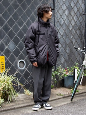 「gloster」｜「アイテム（ダウンジャケット/コート）」を使った、katsuさん（メンズ・170cm）の秋コーディネート