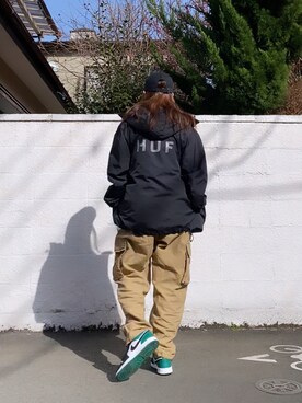 Huf ハフ のナイロンジャケットを使ったレディース人気ファッションコーディネート Wear