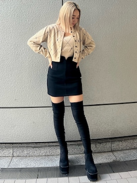 高麗春奈さんのコーディネート