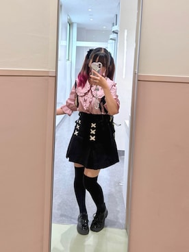 「アイテム（シャツ/ブラウス）」を使った、彩さん（レディース・143cm）の秋コーディネート