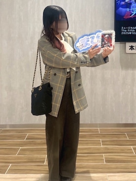 「アイテム（トップス）」を使った、彩さん（レディース・143cm・10代）の秋コーディネート