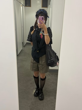 「アイテム（ヘアアクセサリー）」を使った、彩さん（レディース・143cm）の秋コーディネート