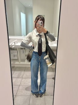 「アイテム（ネクタイ）」を使った、彩さん（レディース・143cm）の秋コーディネート
