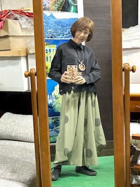 「TRUBEのアイテム（シャツ/ブラウス、ブラック系）」を使った、ruadaisukiさん（レディース・158cm）の春コーディネート