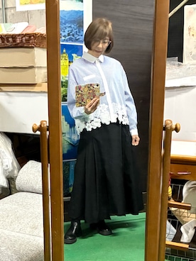 「TRUBEのアイテム（シャツ/ブラウス、ブルー系）」を使った、ruadaisukiさん（レディース・158cm）の冬コーディネート